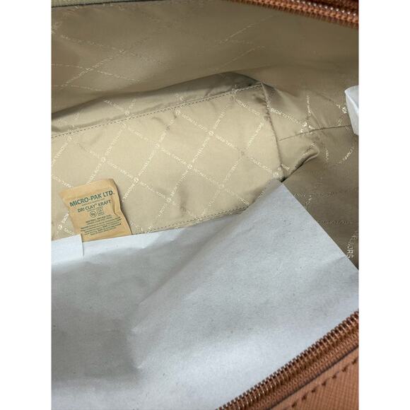 Michael Kors Jet Set Medium Tote New With Tags $448 Retail Travel Bag - Picture 7 of 13